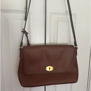Fossil Women's Gabriella Brown Leather Medium Flap Crossbody NWOT.